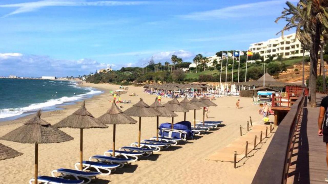 Mi Capricho B16 Beachfront Apartment La Cala De Mijas Exteriör bild