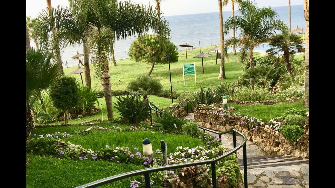 Mi Capricho B16 Beachfront Apartment La Cala De Mijas Exteriör bild